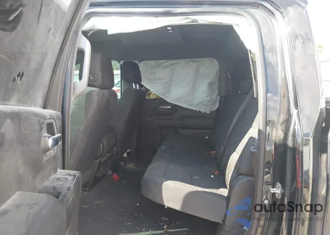 2020 Chevrolet Silverado 1500 2Wd Short Bed Custom z USA, uszkodzony, nr VIN 3GCPWBEH4LG208485